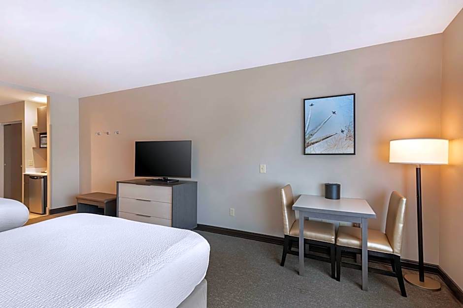 Best Western Plus Executive Residency Rigby's Water World Hotel