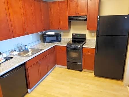 Clarion Hotel & Suites