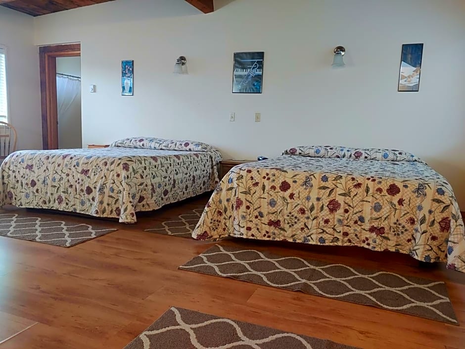 The Dublin House Motel
