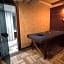 LE LUXE suites hotel SPA