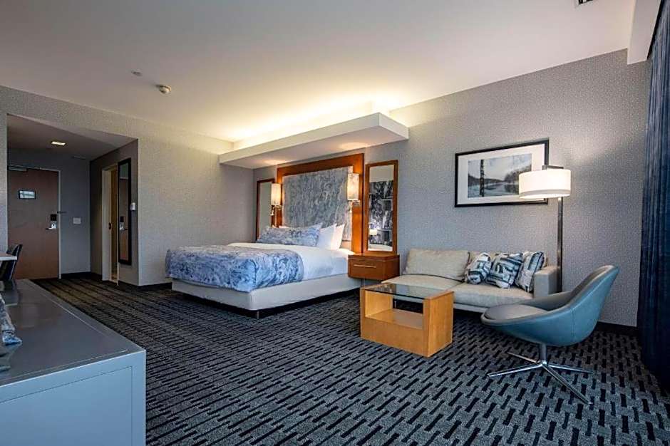 The Hotel At Kirkwood Center