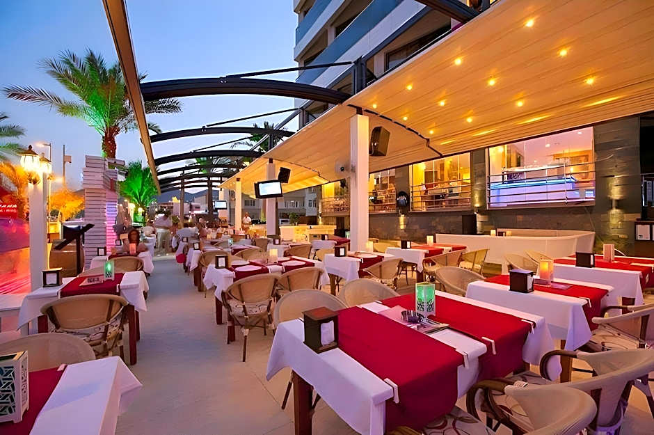 Aurasia Beach Hotel