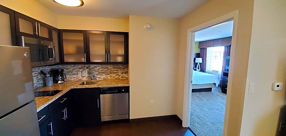 Staybridge Suites : Eau Claire - Altoona By IHG