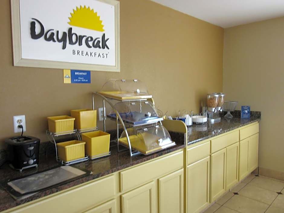 Days Inn by Wyndham Augusta Wheeler Road