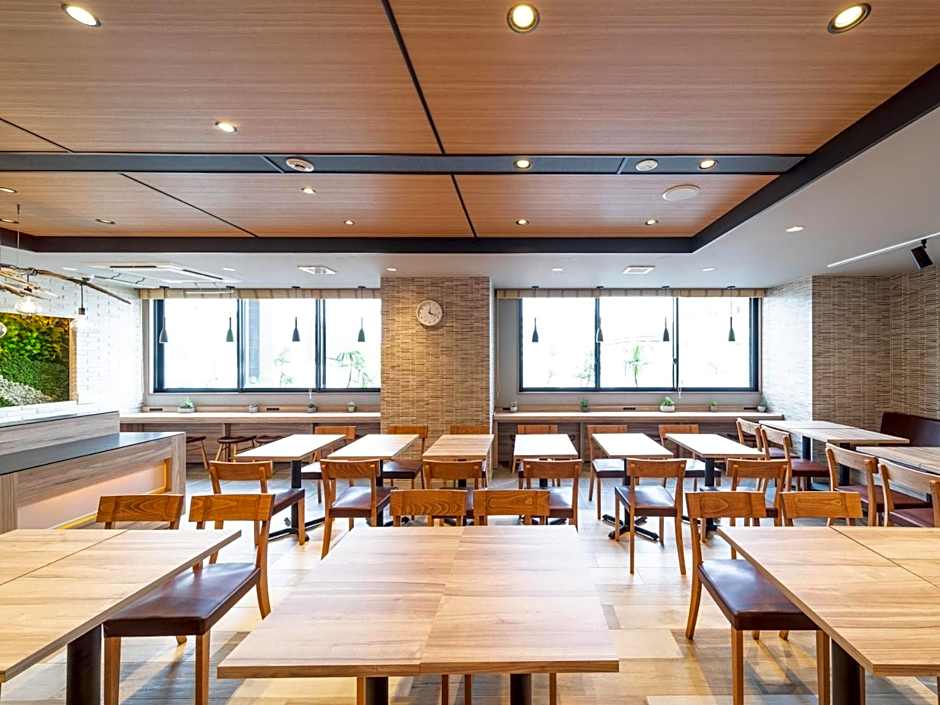 Super Hotel Iyo Saijo