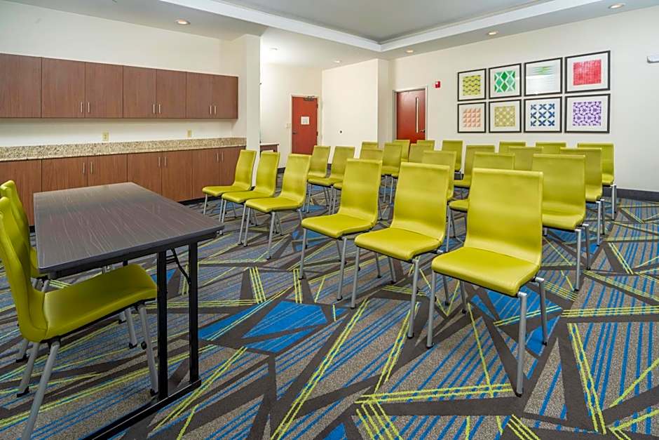 Holiday Inn Express Clayton Southeast Raleigh By IHG