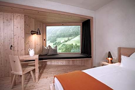 King Room with Mountain View