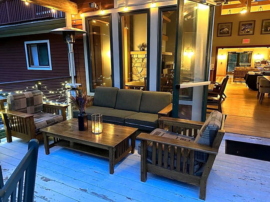 Minnewaska Lodge