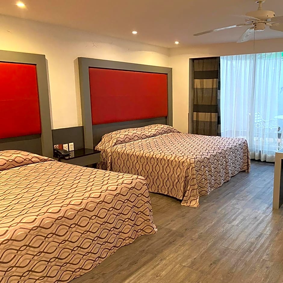 Hotel Atenas Plaza