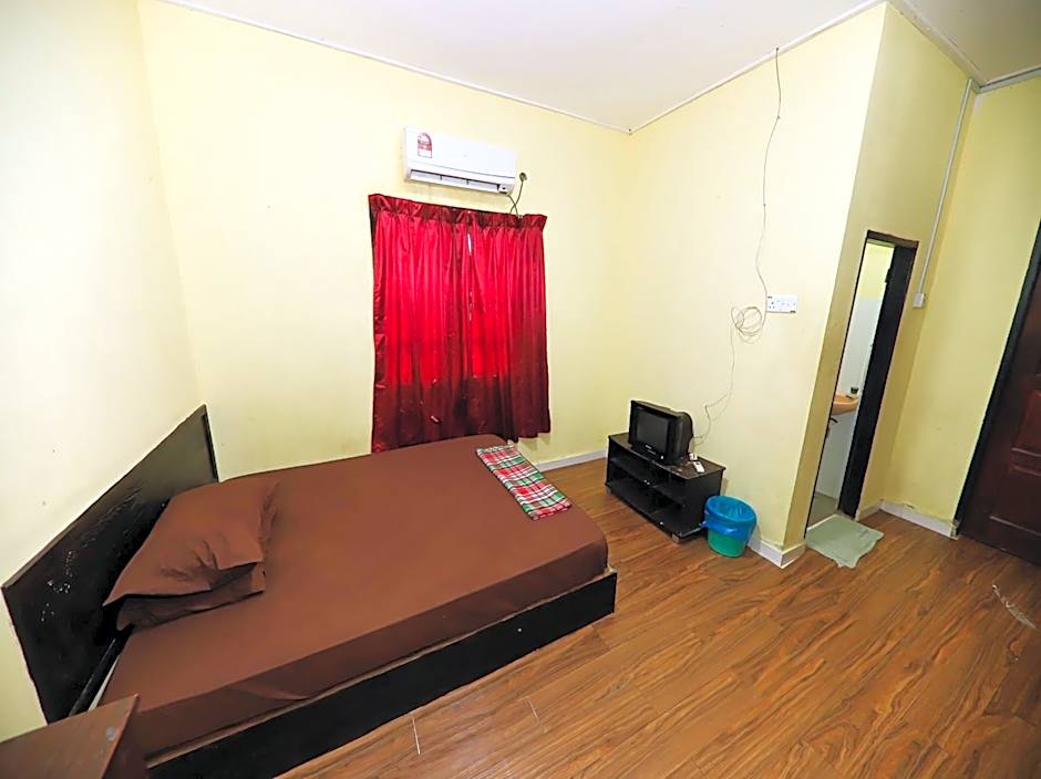 OYO 90209 Bayu Chalet