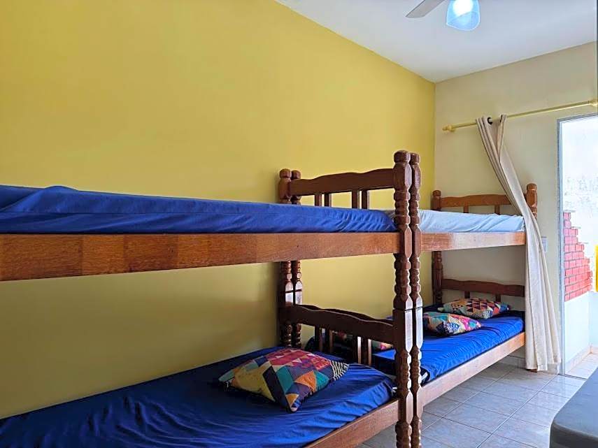 Apto. Ubatuba Praia Grande 2qts 2ban a 100m do mar