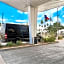 La Quinta Inn & Suites by Wyndham McAllen La Plaza Mall
