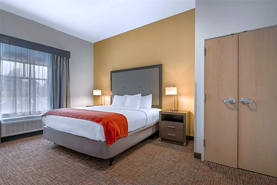 Best Western Plus Elizabethtown Inn & Suites