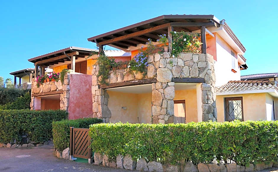 Residence con piscina a Palau, a soli 150 mt. dal mare