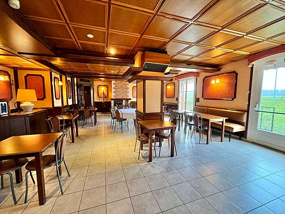 Logis Hotel Sully le Chateau