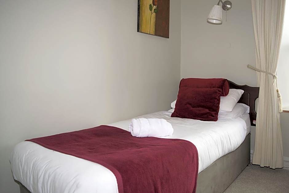 Ravine Hotel