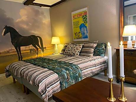 Double Room with Shared Bathroom