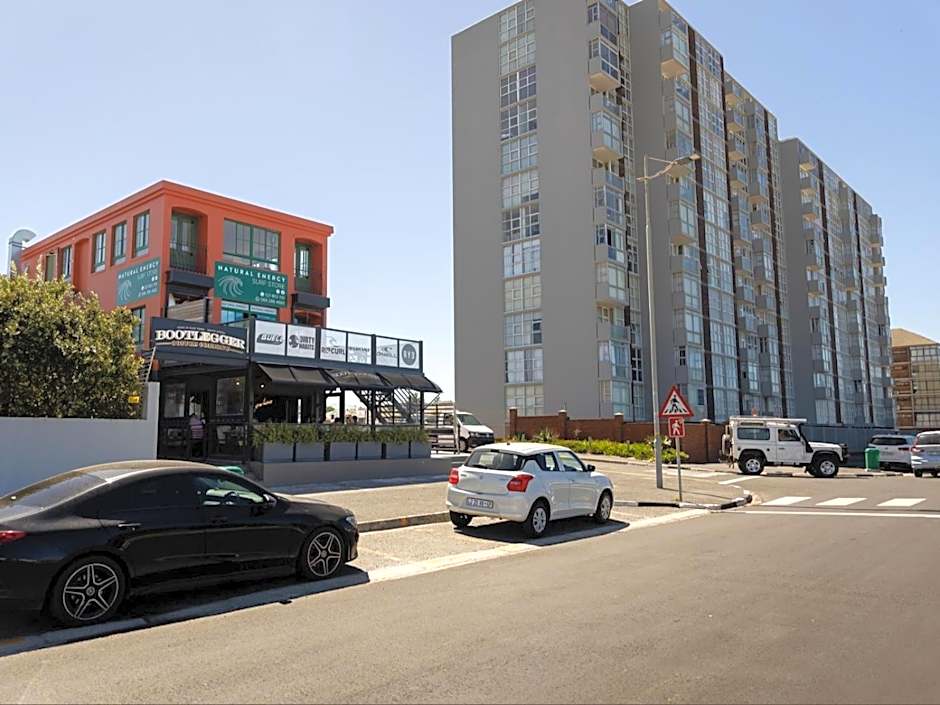 St Tropez Beachfront 101