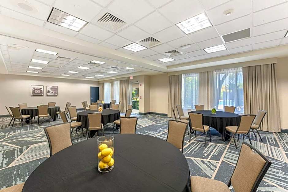 Hilton Garden Inn LAX/El Segundo