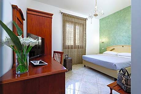 Economy Double or Twin Room - Ground Floor