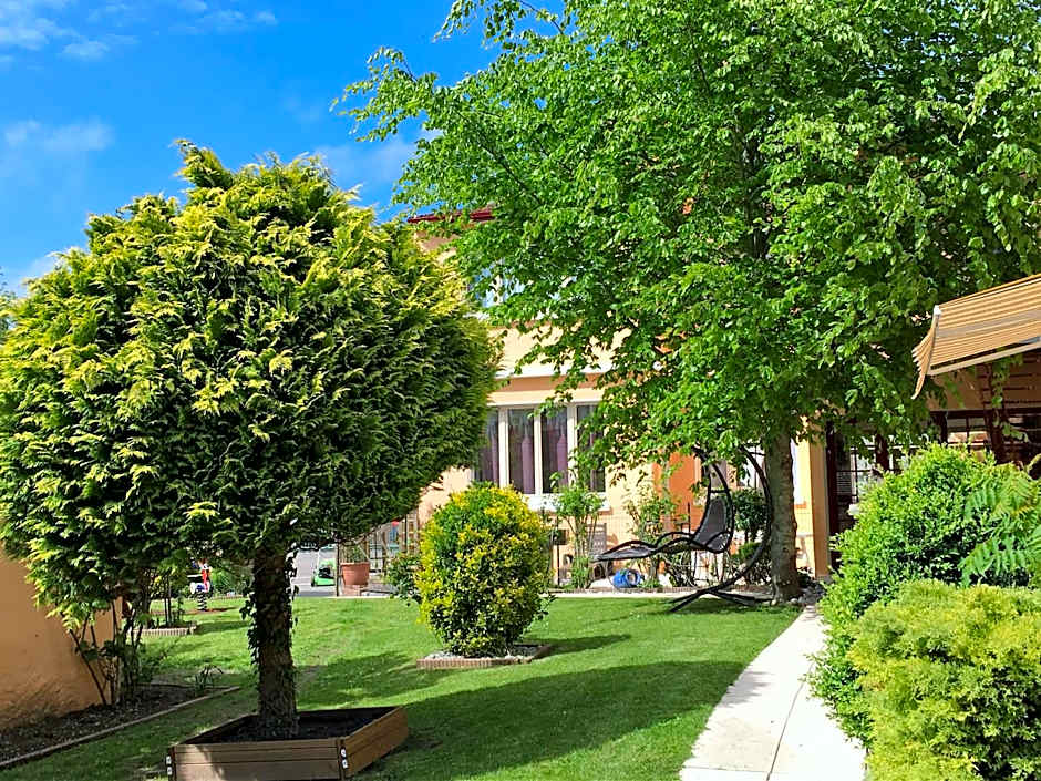 Hôtel et Appart 'hôtel Chez Gino ETAPLES-Le Touquet