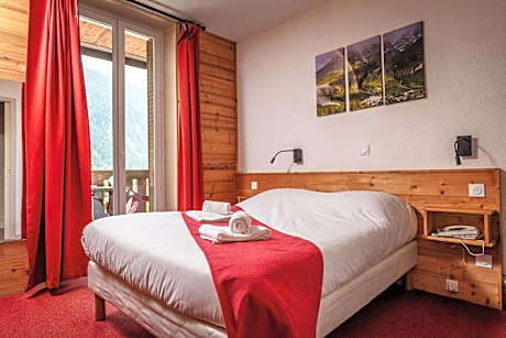 Triple Room with Mountain View