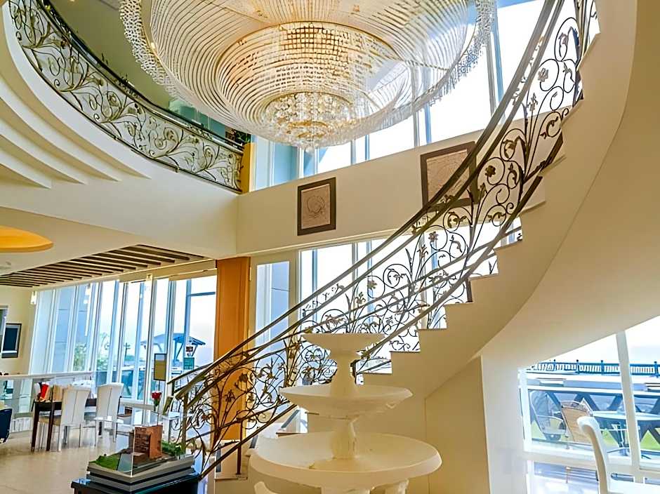 STARRISE LEISURE HOTEL