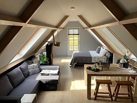 B&BOosterweg3 Studio - Free private parking