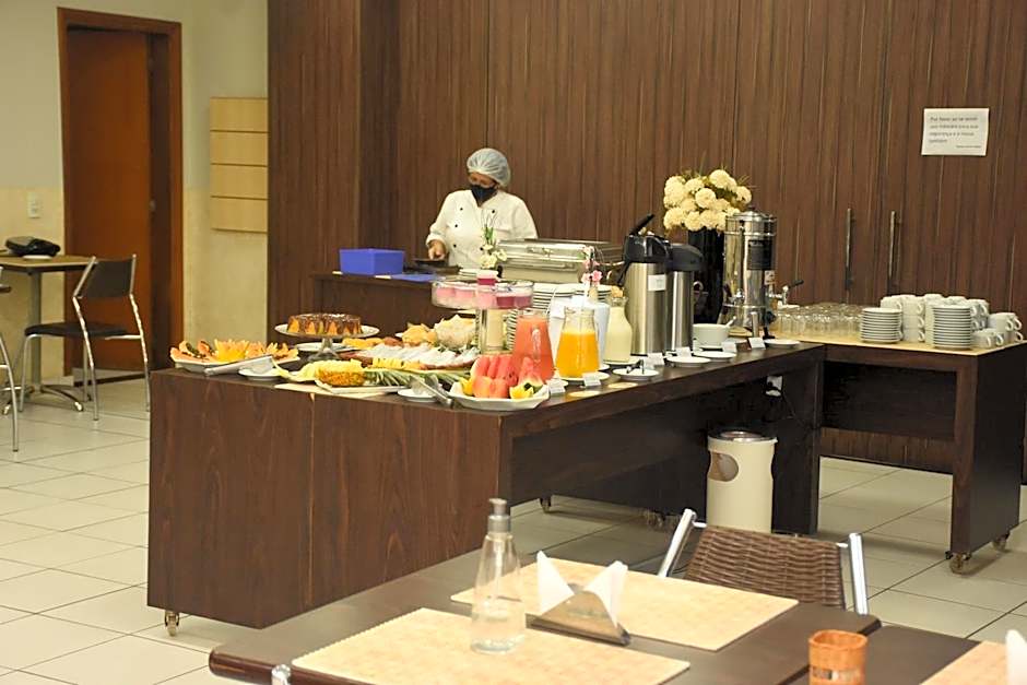 Larison Hotéis - Ji-Paraná