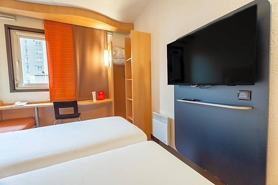 ibis Paris Pont de Suresnes Longchamp
