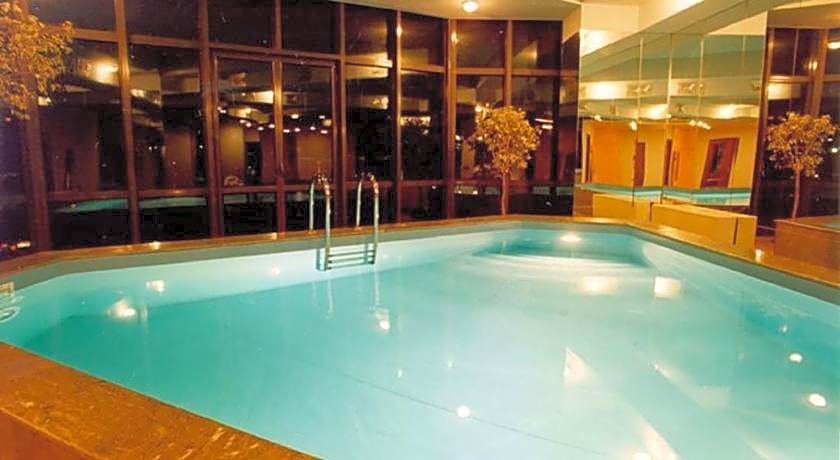 Ararat Hotel