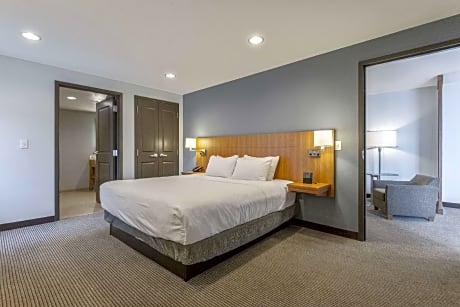 1 Kg Mntn Vw Mob/Hear Access Tub 2 Rm Ste