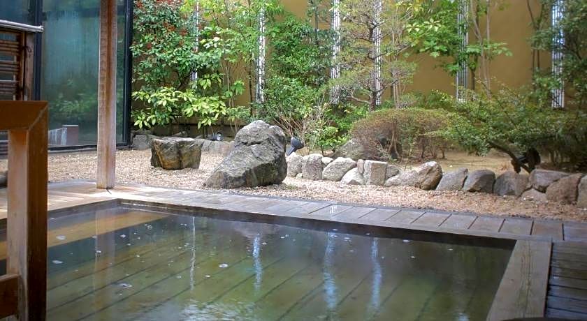 Yukeikohan Suitenkaku