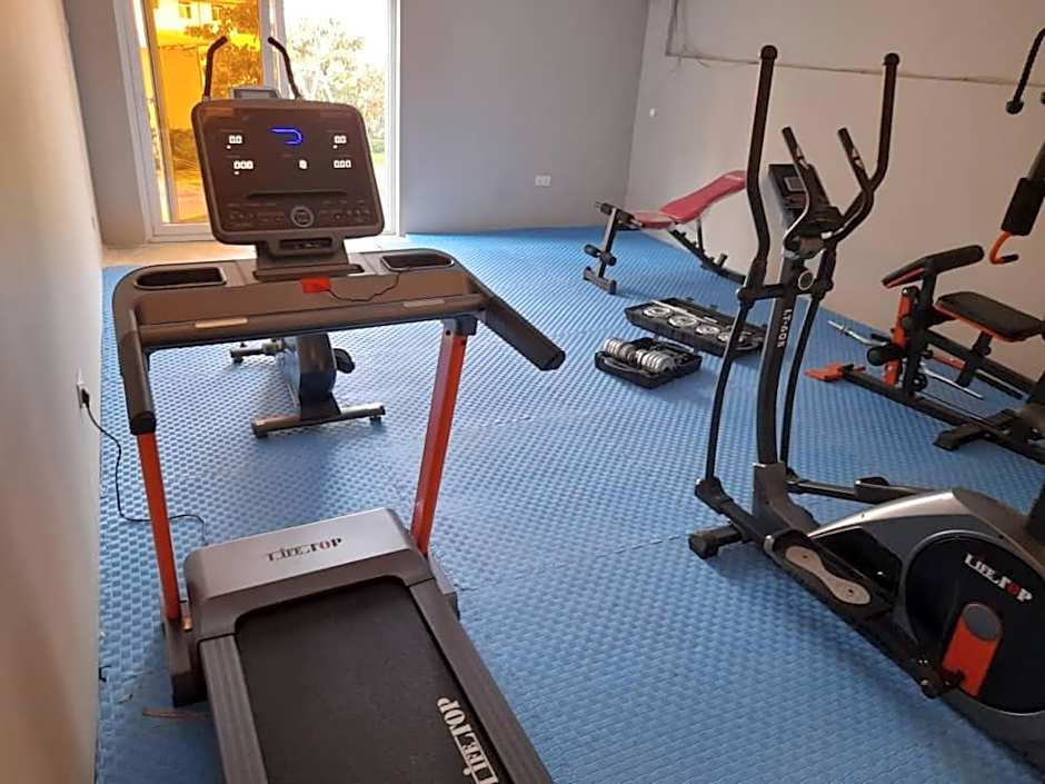 Boulevard Inn Mt Meru