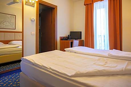 Superior Double Room with Balcony