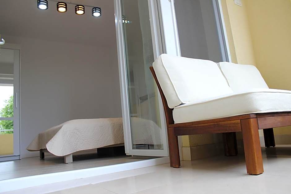 Luxury City Center Apartment – Romana