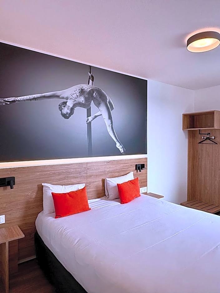 Aka Lodge Lyon Eurexpo Arena Stadium