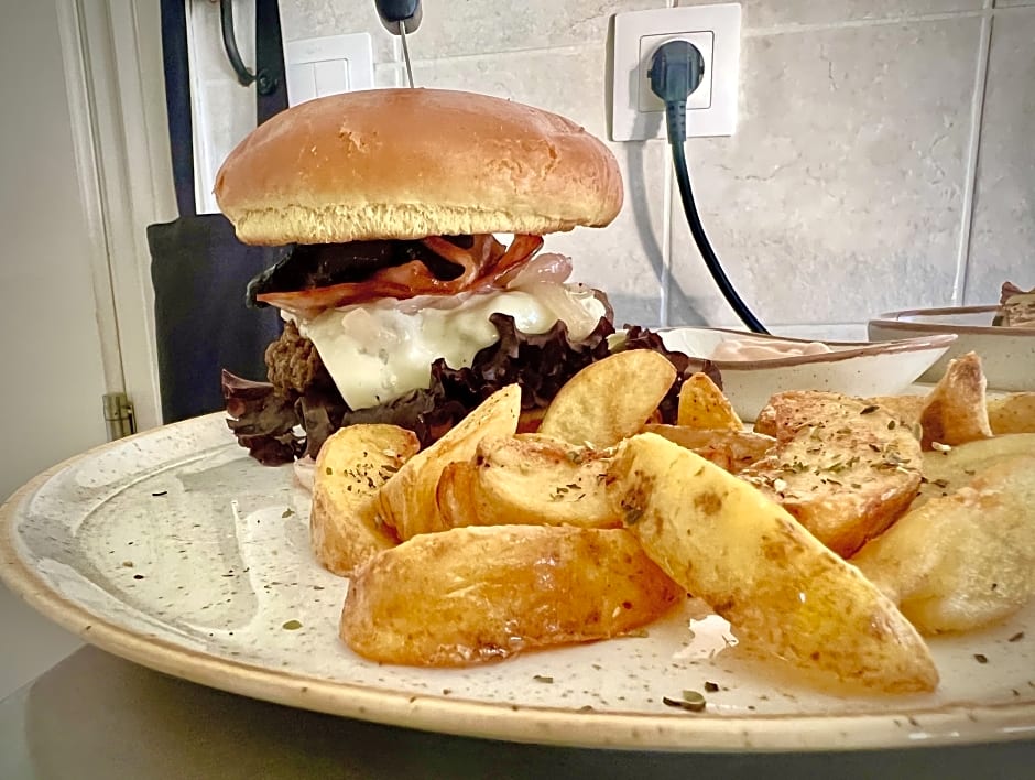 Bruskos Hotel & Suites