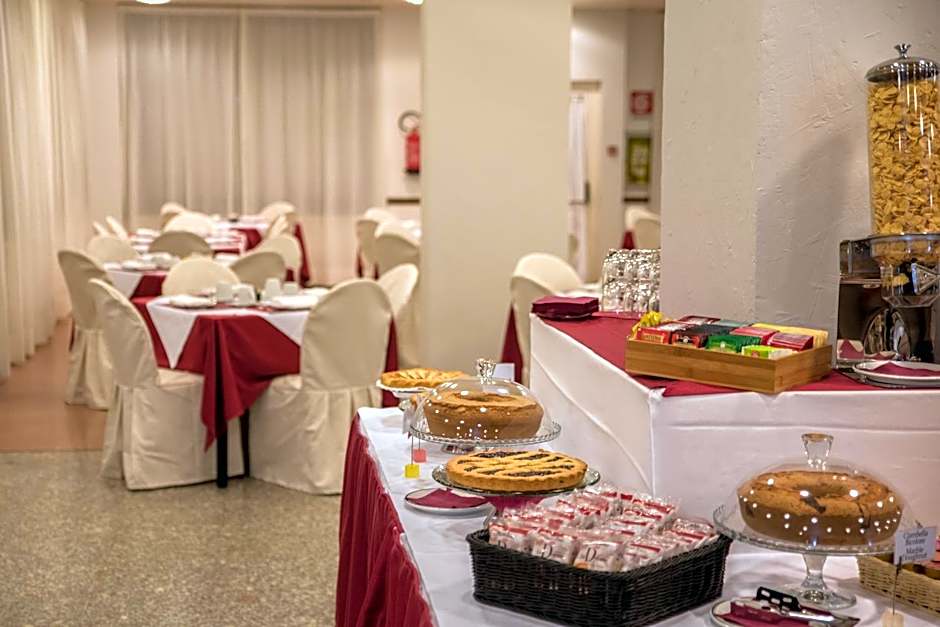 New Petit Hotel