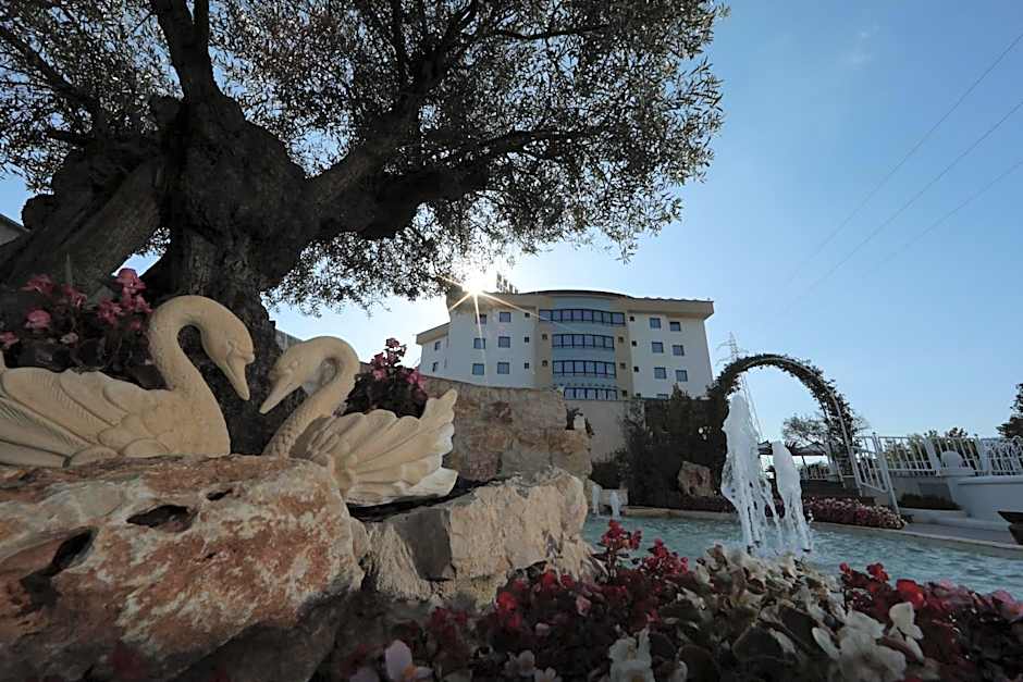 Edra Palace Hotel & Ristorante