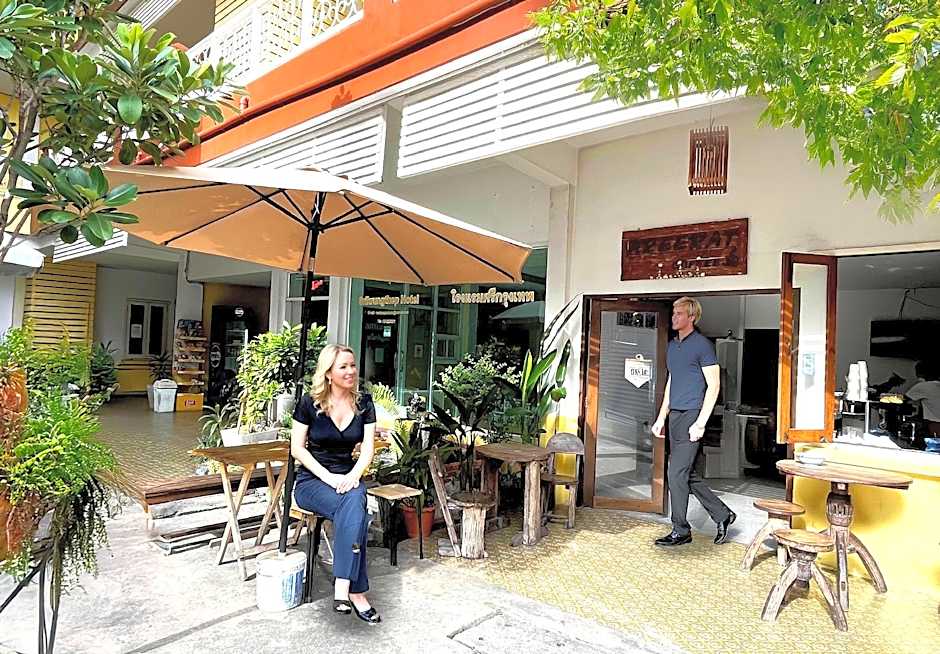 Excel Hotel Bangkok formerly Sri Krungthep Hotel