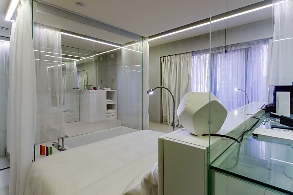 The Grove Design Hotel