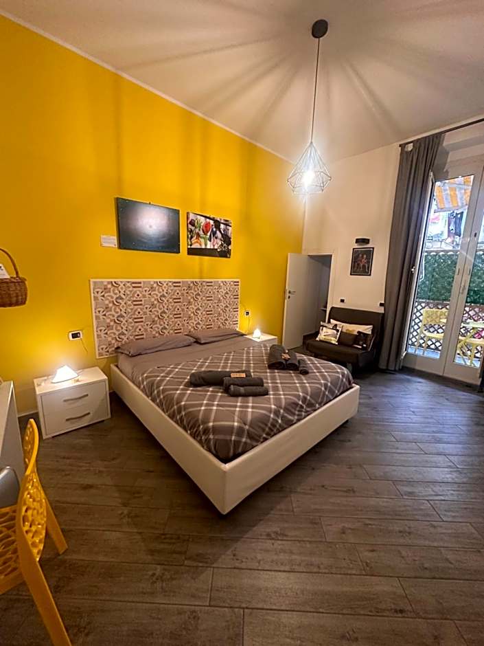 B&B Cosmoneapolitan
