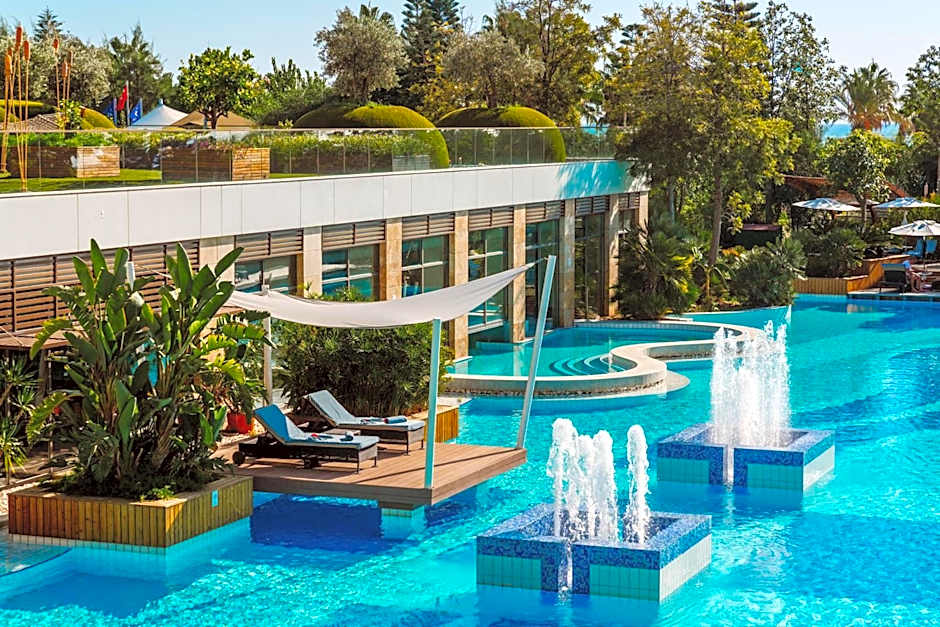 TUl BLUE Side Adult Only 16 Plus - Ultra All Inclusive