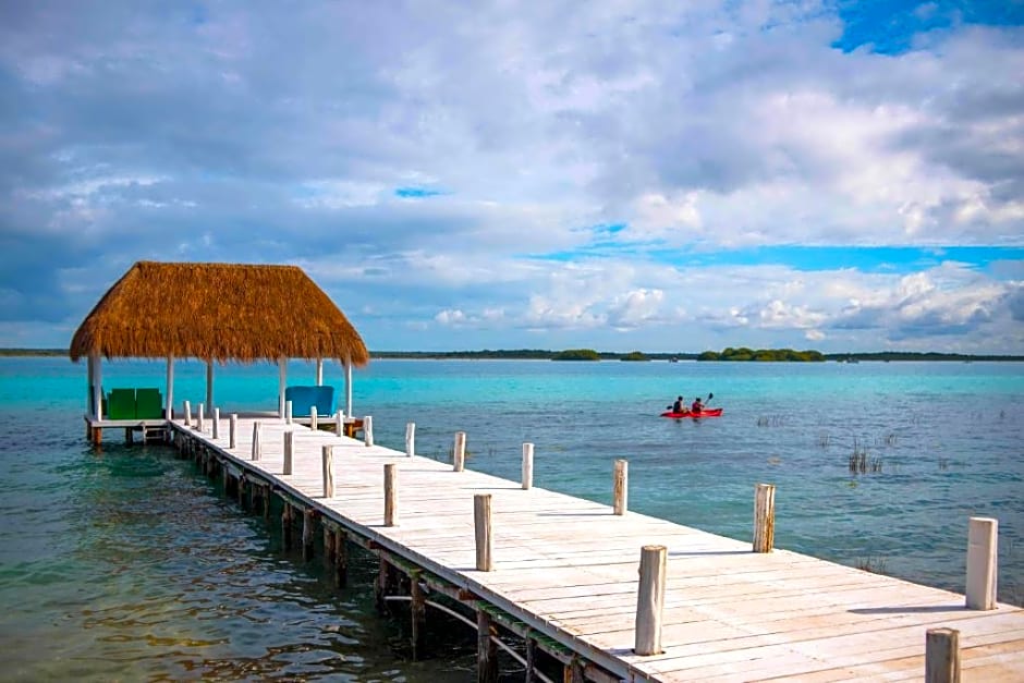 Royal Palm Bacalar Cabañas & Lagoon Club