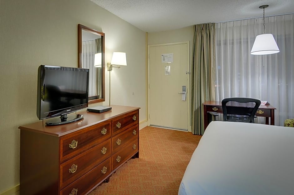 Vagabond Inn Executive - San Francisco Airport Bayfront (SFO)