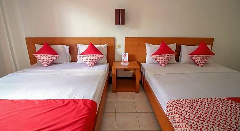 RedDoorz Plus @ Hotel Sofia Pangandaran