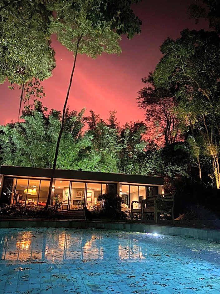 Exclusive Oásis by Lotta De Macedo Soares