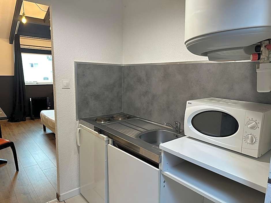 Studio/Hôtel Porte De France