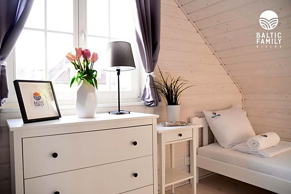 Domki BALTIC FAMILY basen kidsclub rowery